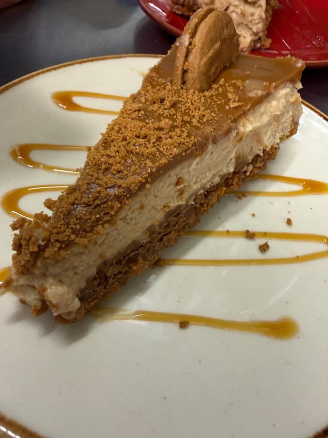 Biscoff cheesecake with caramel drizzle